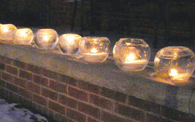 Doing It Yourself – How To Make An Ice Luminary