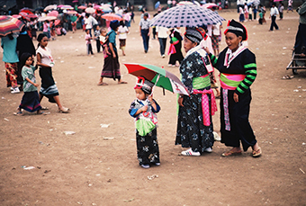 MINORS ASIA – 1st In A Series For Hmong Times – Scenes From New Year At Ban Vinai