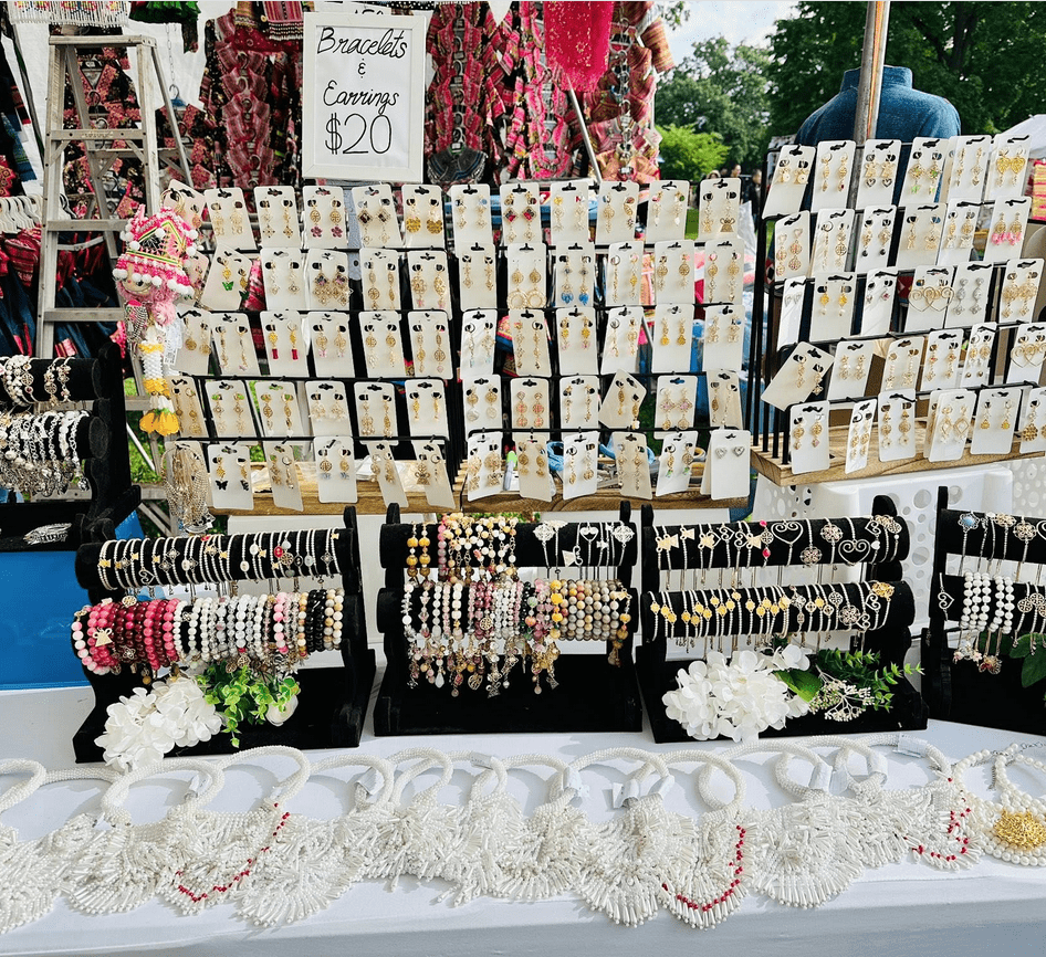 1-1 J4 Vendor jewelry